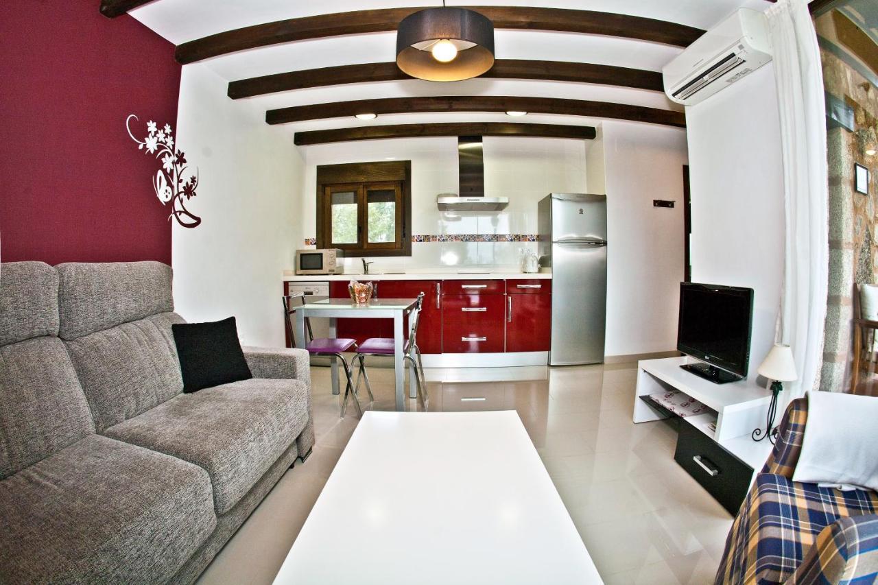 Apartamentos El Roble Valverde de la Vera Exteriér fotografie