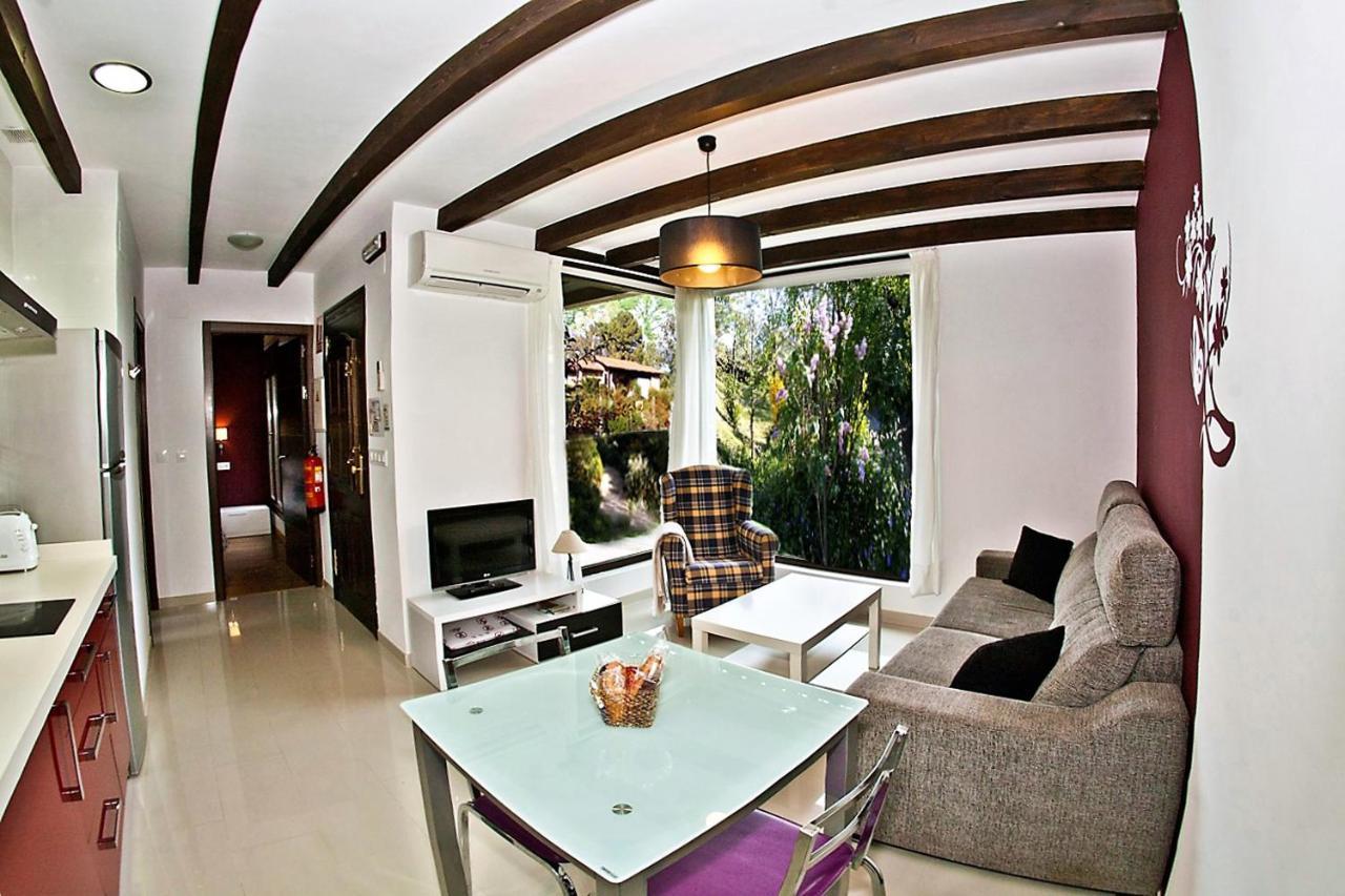 Apartamentos El Roble Valverde de la Vera Exteriér fotografie